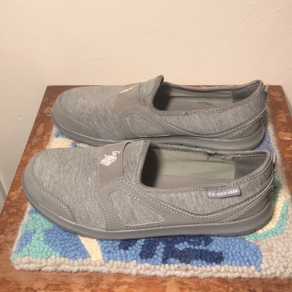 US Polo Assn Slip Ons - Picture 2 of 7